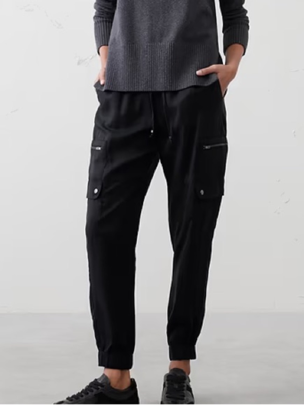 Banana Republic Factory Black Cargo Jogger Pants Medium Tencel Lyocell Utility